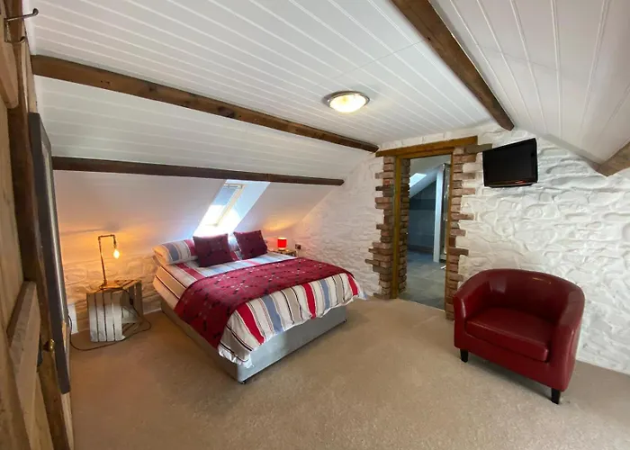 No 2 Dolheulog Aberaeron